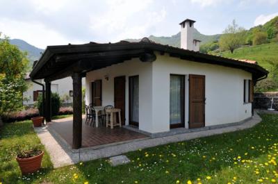 Villa For sale in schignano lake of como, como, Italy - via rosa del sasso 26