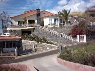 Villa For sale in Calheta, Madeira, Portugal - Arco da Calheta