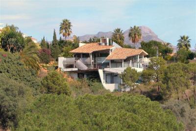 Villa For sale in Marbella, Spain - La Quinta Golf