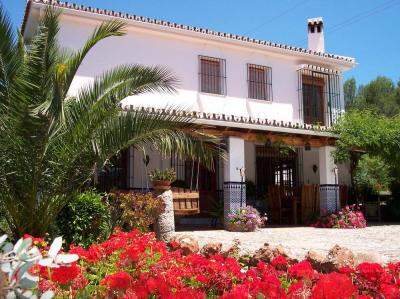 Country house For sale in Alhaurin el Grande, Malaga, Spain - F0042