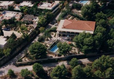 Spacious 2 story villa For sale in Alfaz del Pi, Alicante/Costa Blanca, Spain - Avda San Rafael 16