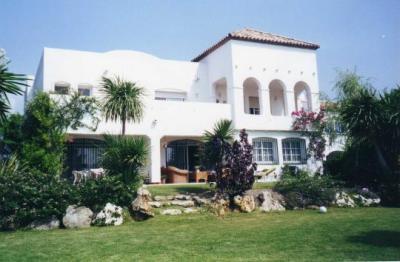 Villa For sale in estepona, malaga, Spain - jardines de Bel-Air