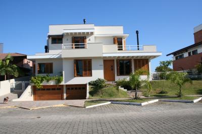 Single Family Home For sale in Florianopolis, Santa Catarina, Brazil - Avenida Lagostas