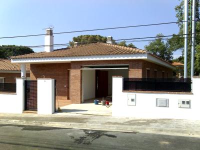 Villa For sale in Caldes de Malavella Girona, Girona, Spain - c/Tarragones