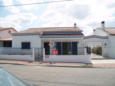 Single Family Home For sale or rent in Santarém, Benfica do Ribatejo, Portugal - Cortiçóis
