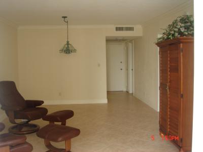 Condo For sale in Hallandale, FL, USA - Hallandale
