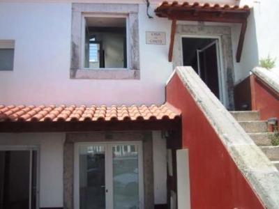 Townhouse For sale in Setúbal - Vila Nogueira de Azeitão, Portugal