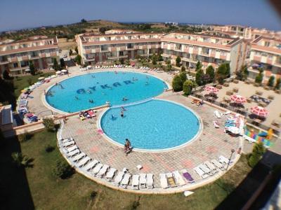 Apartment For sale in Didim, Ayd?n, Turkey - Altinkum 