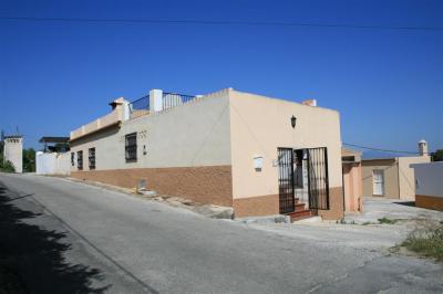 Townhouse For sale in Alhaurin el Grande, Malaga, Spain