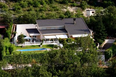 Single Family Home For sale in Villalbilla, Madrid, Spain - Calle Fresno 45