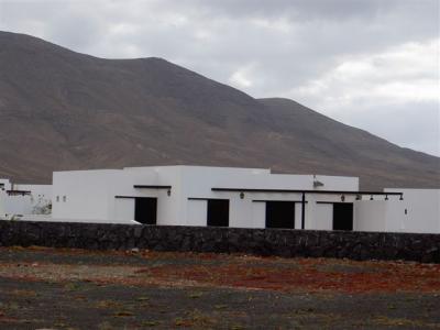 Bungalow For sale in playa blanca, Canary islands, Spain - urb. las colinas, nº 3